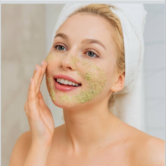 Precision Beauty Exfoliating Face Scrub Coffee 8oz - Picture 3 of 5